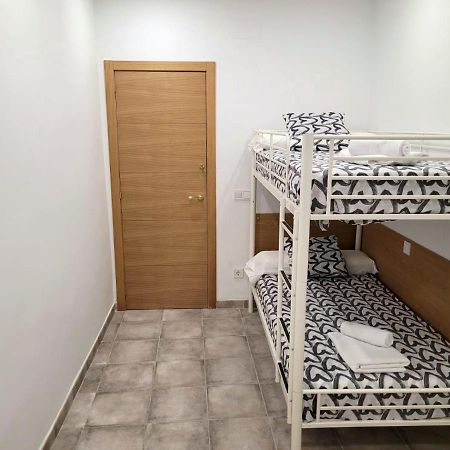 Coliving New San Bernando Hotel Madrid Luaran gambar